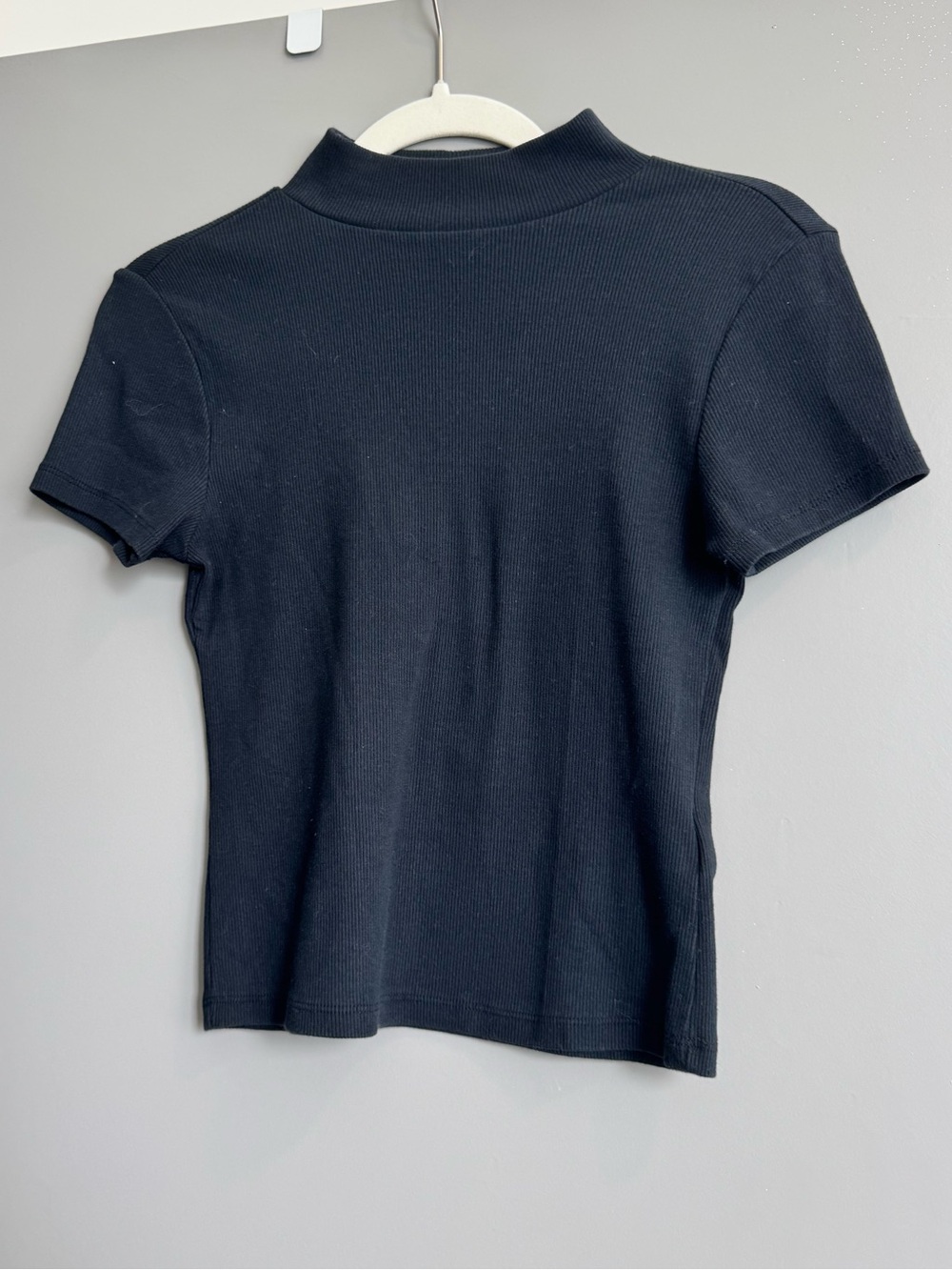 Maeve Women’s Black Short Sleeve Mock Neck Tee